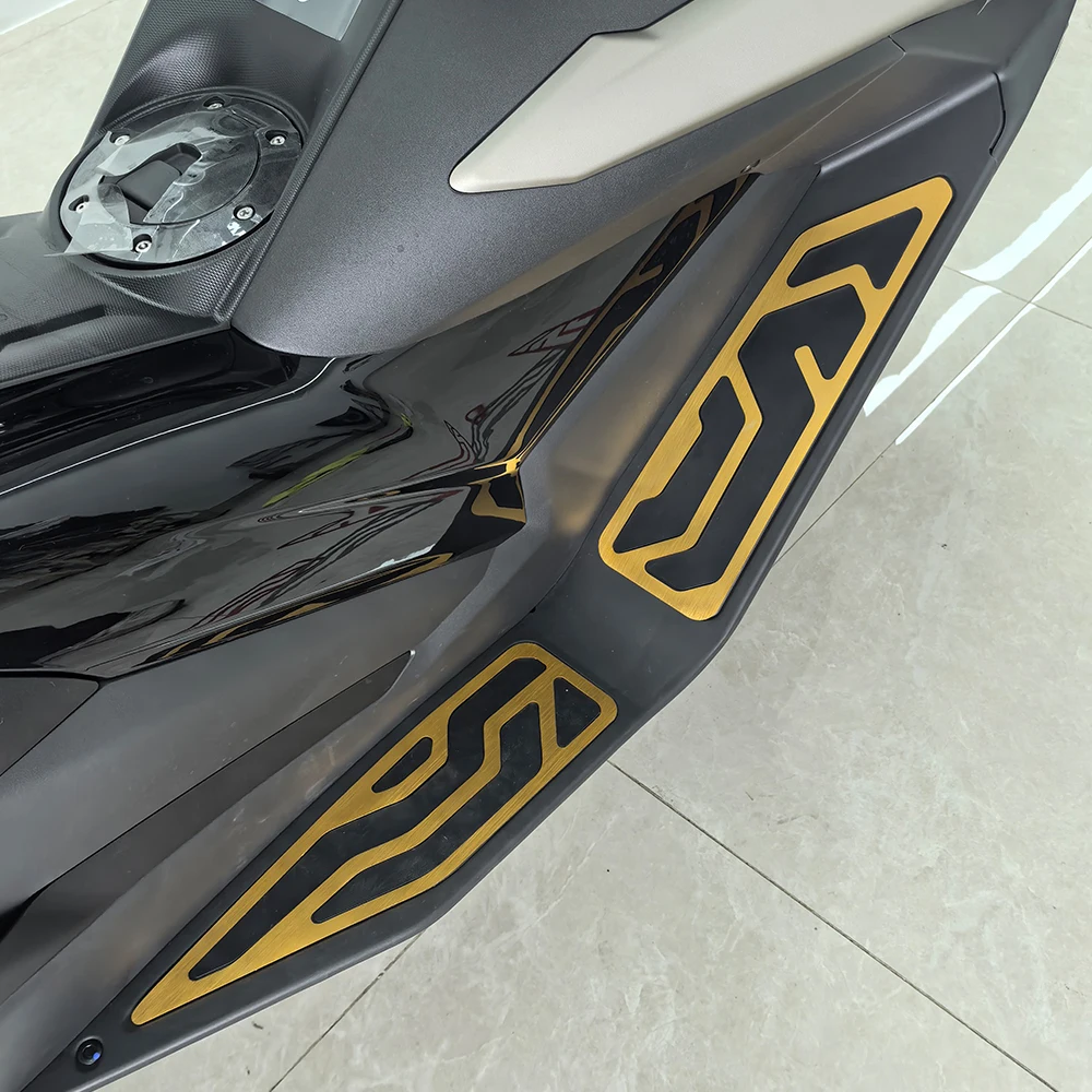 Motorcycle Driver Footrest Aluminum Alloy Foot Pedal Pad Footrest Foot Board Cover Mat Pad FOR ZONTES 150X 150X Pedal Pads