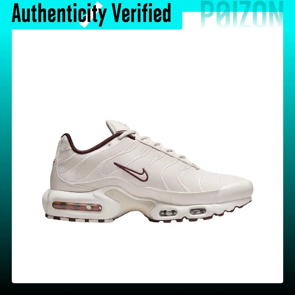 Zapatillas de running Nike Air Max Plus para hombre, de caña baja, blancas y plateadas, modelo HF3181-001.