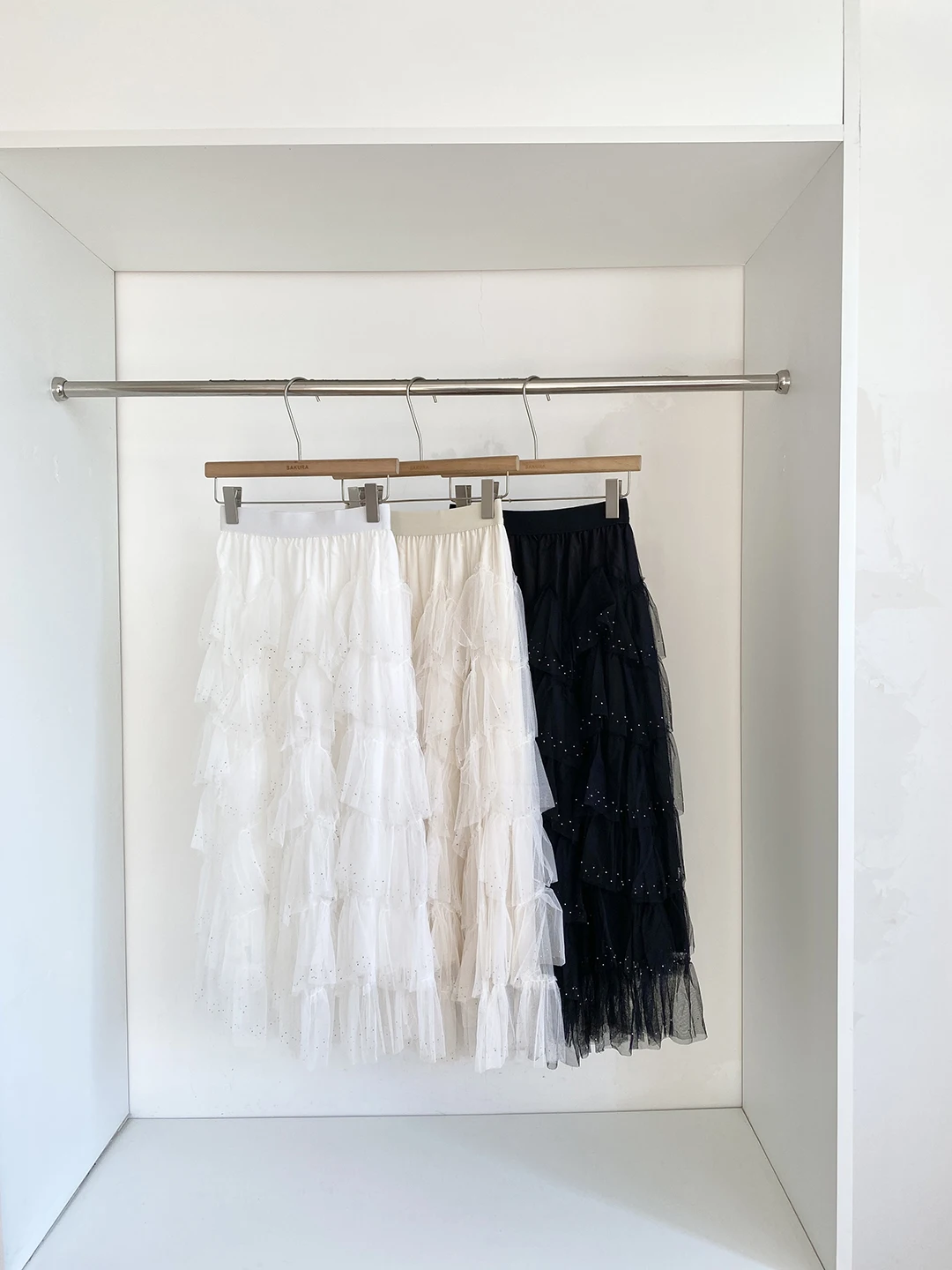 

Нежная юбка-миди с высокой талией и сетчатыми вставками, А-силуэт, весна 2026, модная, стройнящая, расклешенная юбка-колокол