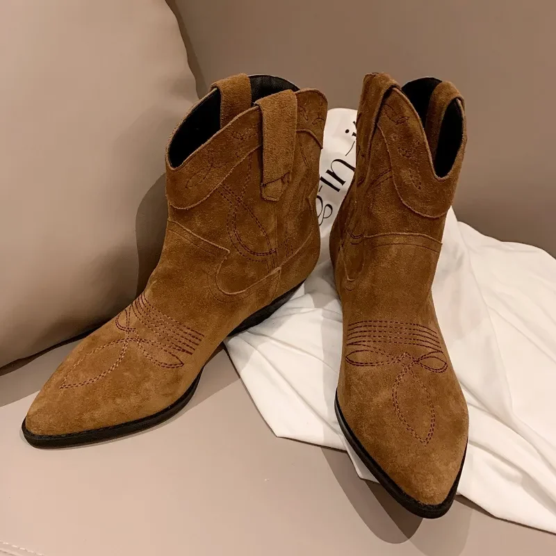 Western Boots Med Heel Winter BotasWoman Slip On British Style LadyShoes CowSuede Daily Bota Spring Autumn Cowgirls Ankle Boots