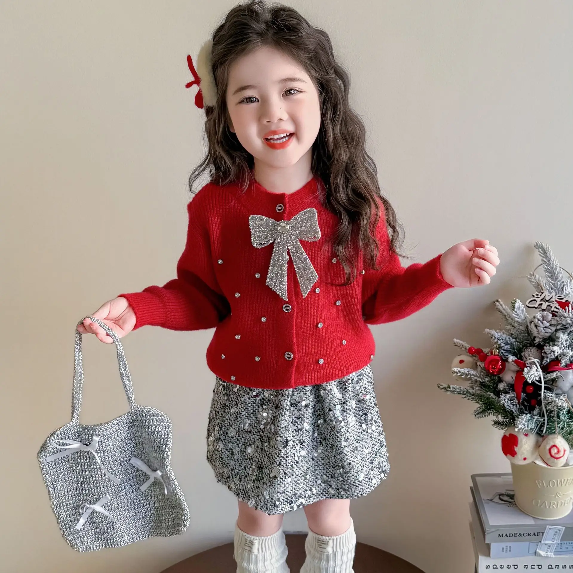 

Girls Sweater French Hot Diamond Bow Knitted Cardigan Autumn and Winter New Soft Waxy Sweet Versatile Set