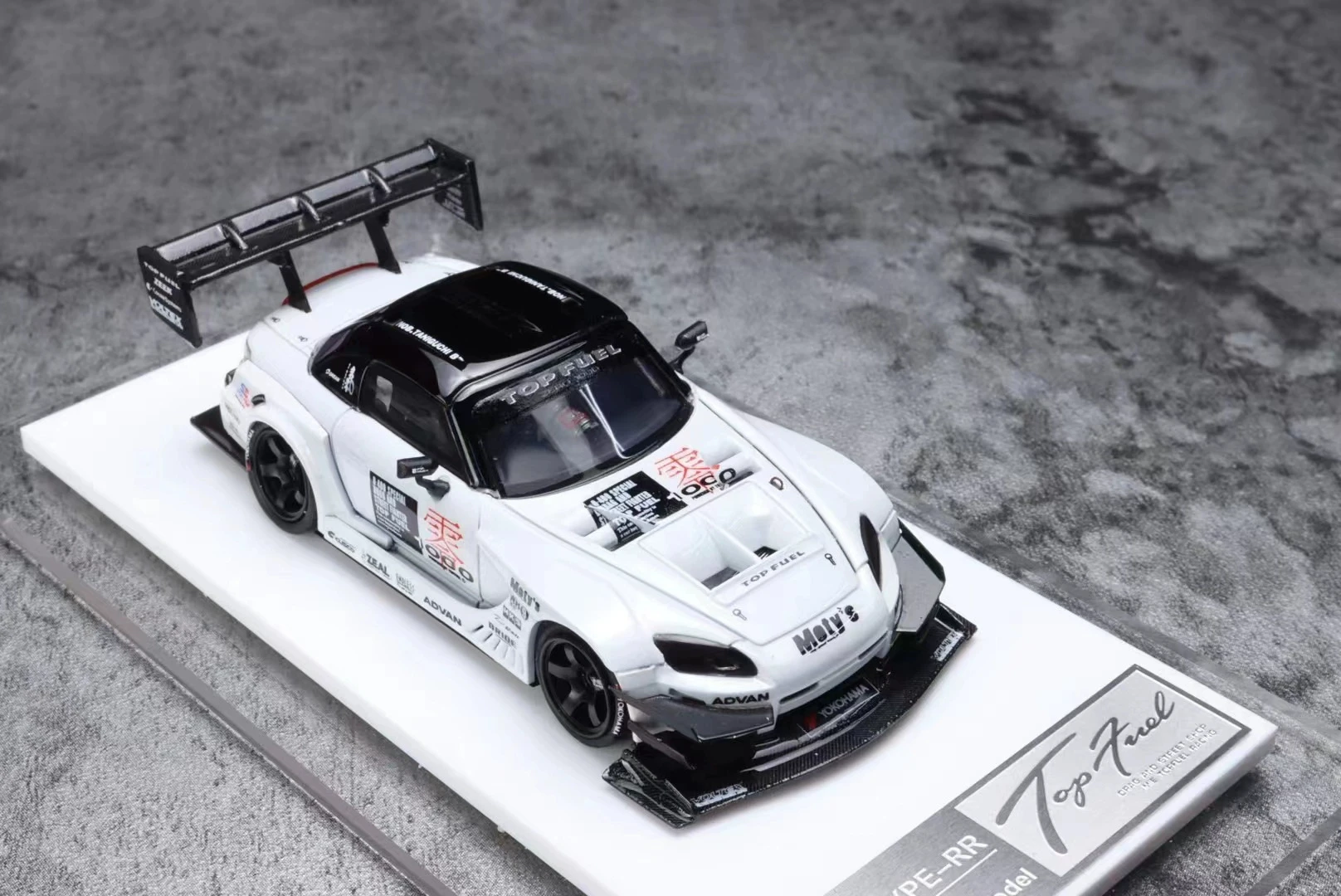 Newly Stocks OM One Model 1/64 S2000 Top Fuel White Color Resin Scale Car In June 2023