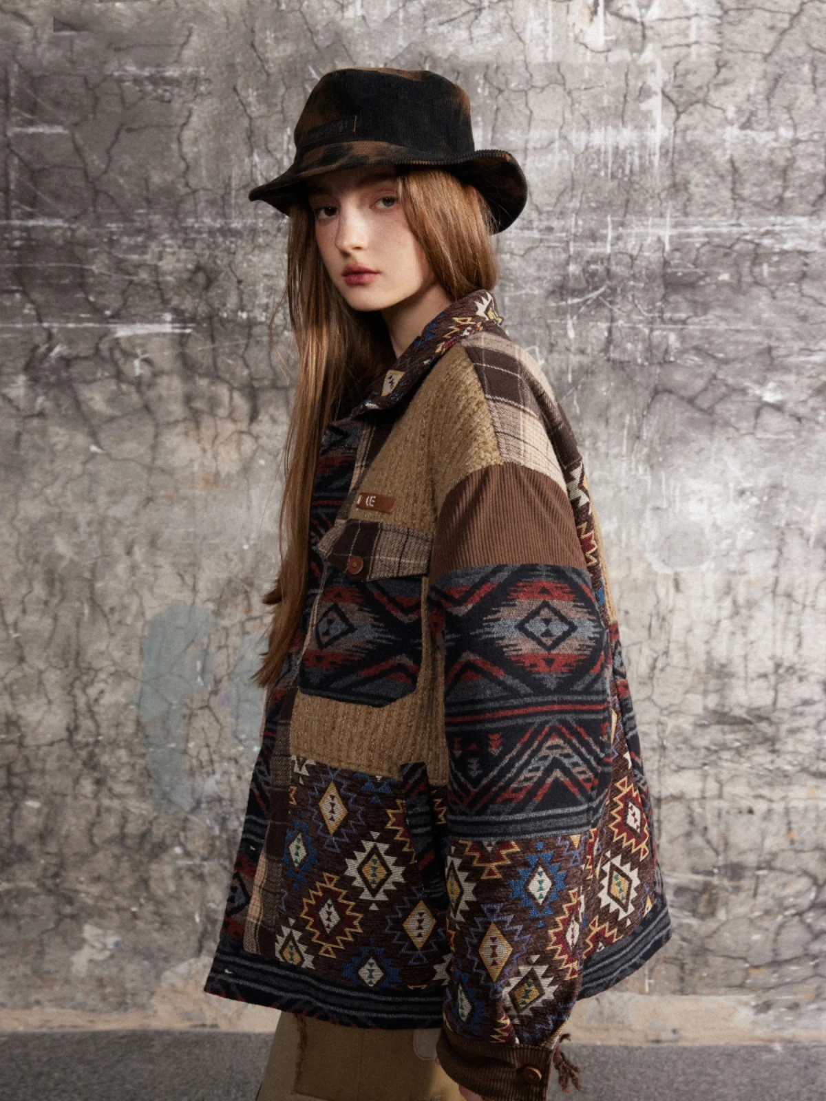 Chaquetas de gran tamaño con busto de 128-140cm para mujer, chaquetas holgadas informales de estilo étnico con empalme Retro americano, abrigos