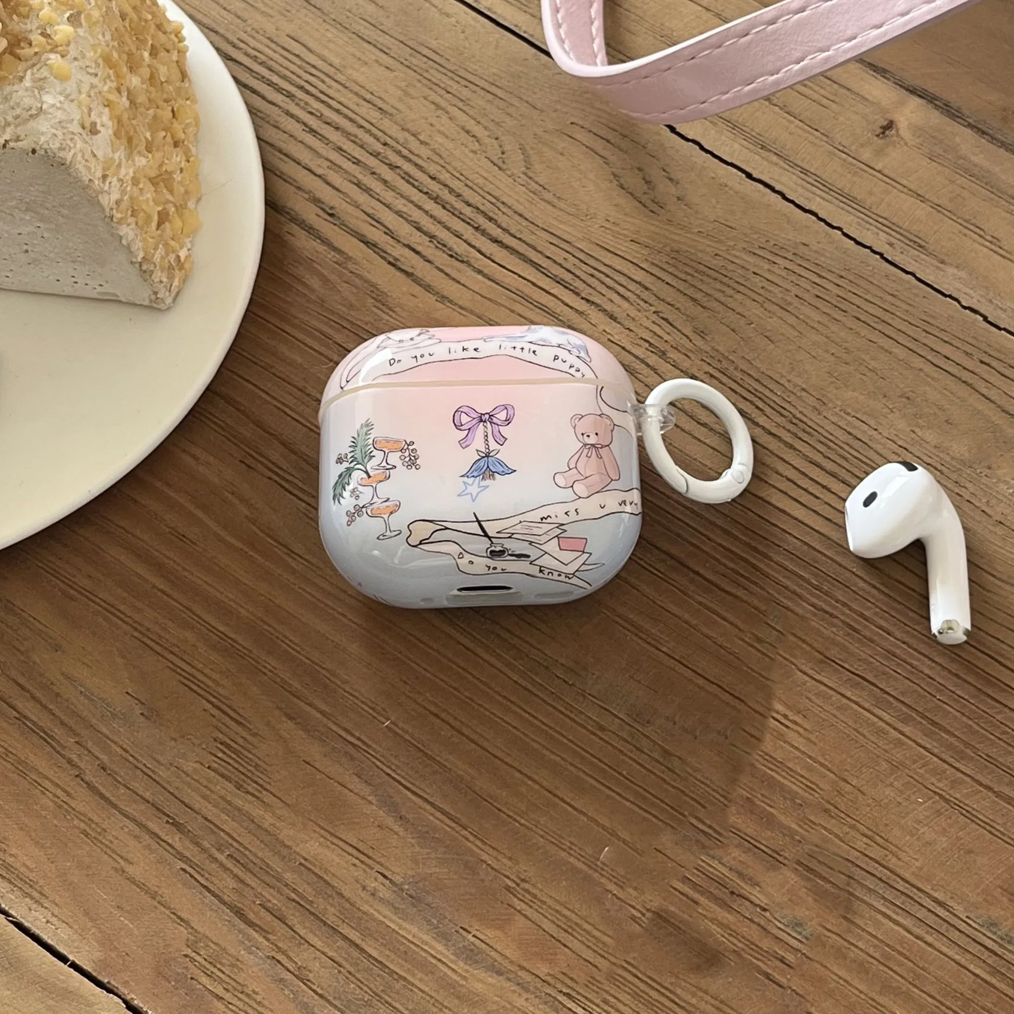 Bow Bear + Ring Sui…