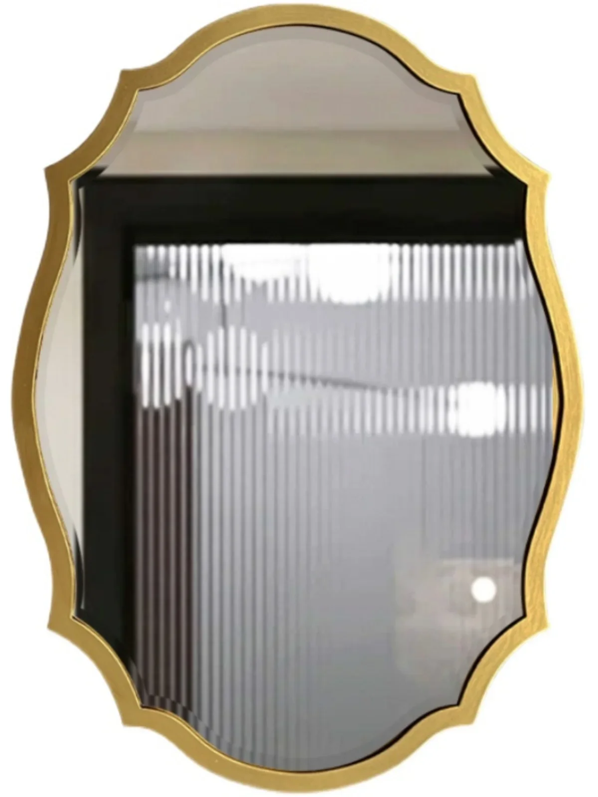 French American retro  mirror light luxury vanity mirror wall-mounted decorative mirror bathroom