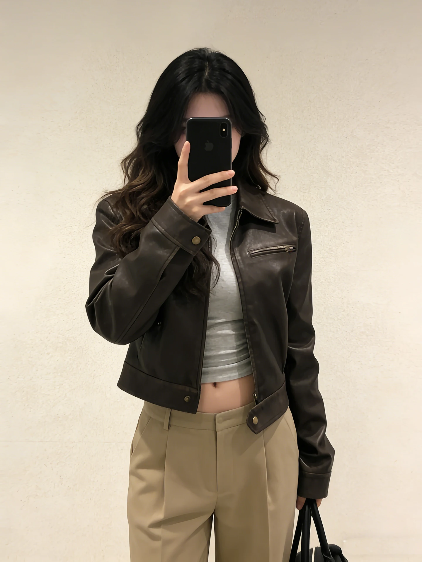 

Стильная американская кожаная куртка для женщин, ретро-мотоциклетная куртка из искусственной кожи, приталенная, весенняя, новая модель, для города, ветрозащитная