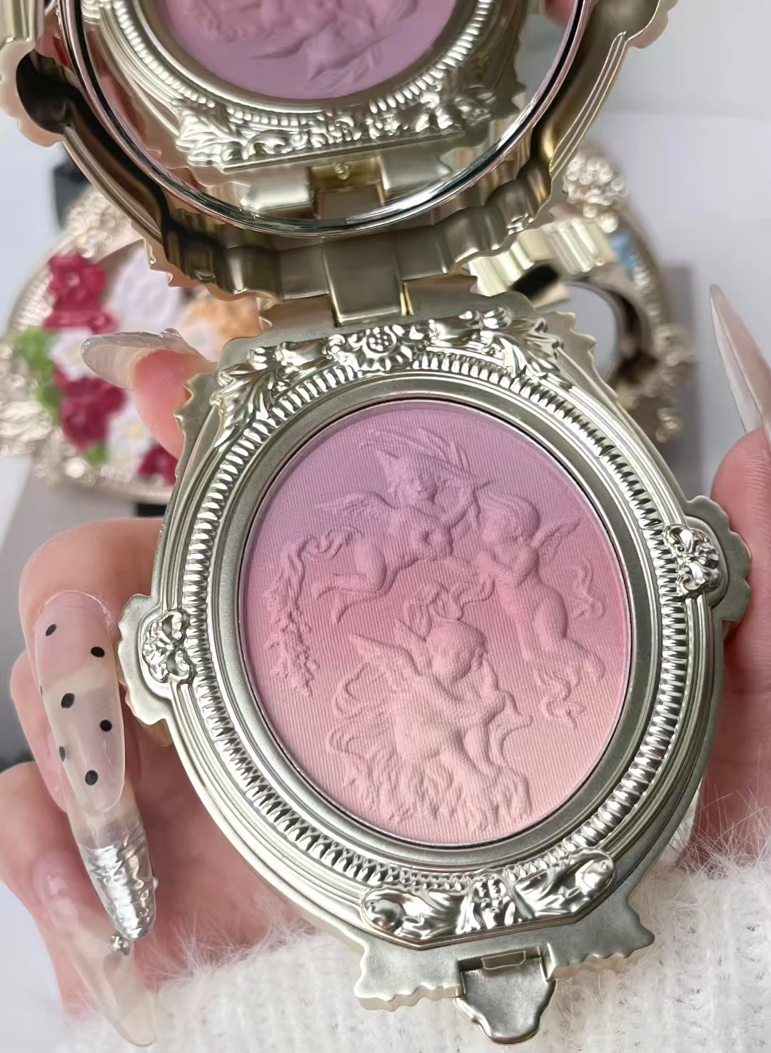 أحمر خدود تشيرفلور أنجل منقوش متدرج خالي من القسوة، أحمر خدود نسائي غير لامع، أحمر خدود للوجه، مكياج عاري 4.5 جرام #1