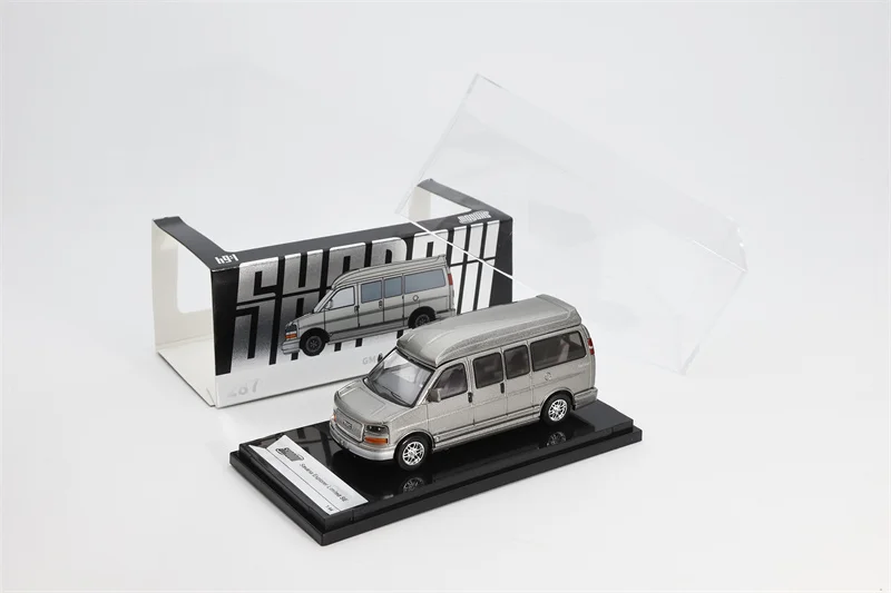 

(Предзаказ) Коллекционная модель автомобиля SAVANA Explorer в масштабе 1:64