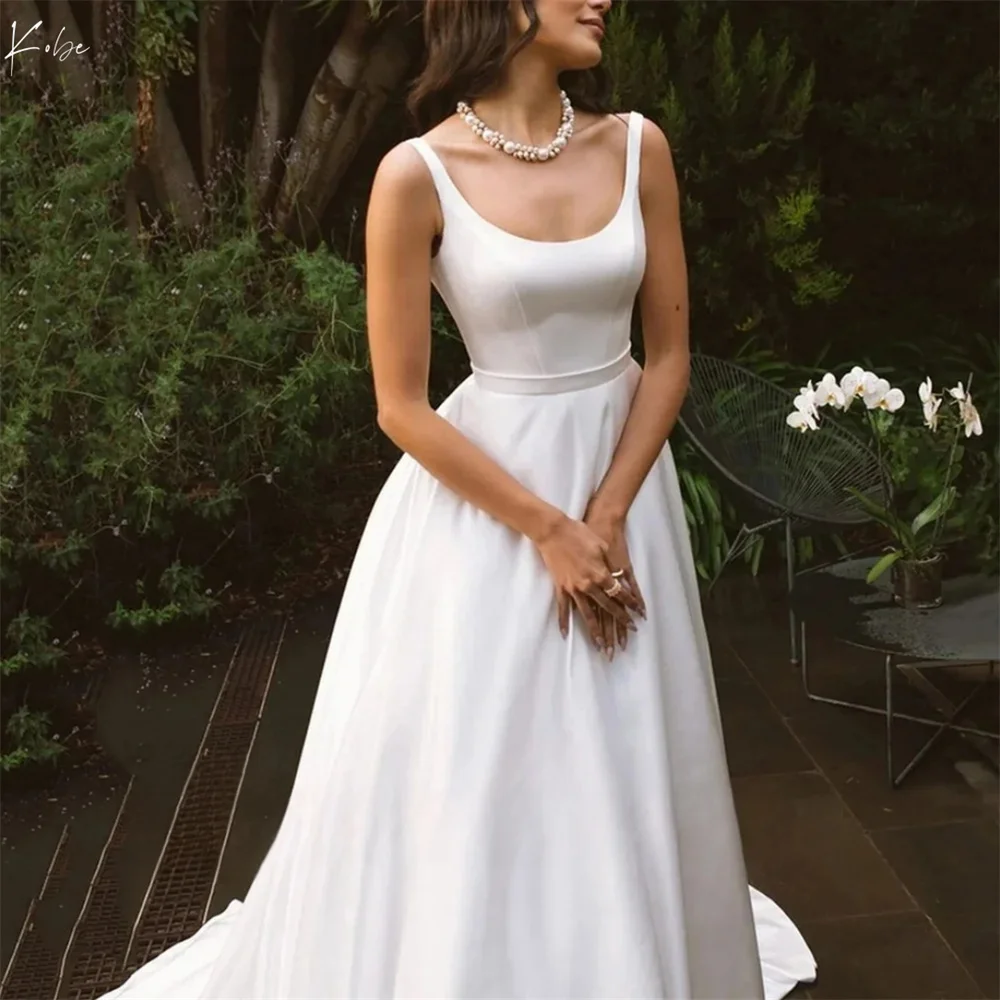 

Kobe White Spaghetti Strap Ball Gown Party Dresses Backless Court Train Evening Dress Empire Waist Customized Prom Dresses 2025