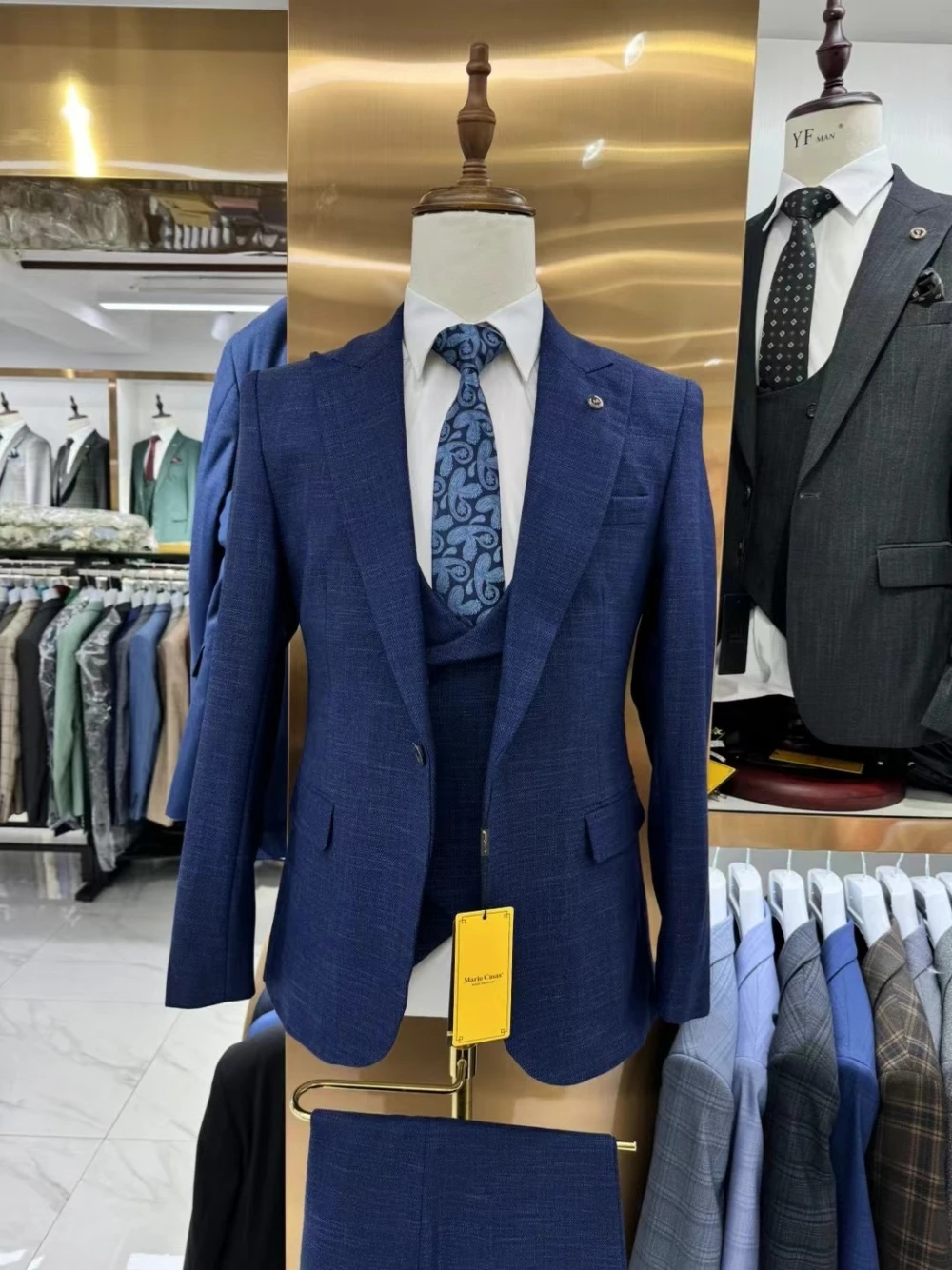 Textured 3-pieces Suit Set For Men Elegant Peak Lapel Business Single Breasted Colorful Groom Wear Handsome Hot Sale Customized