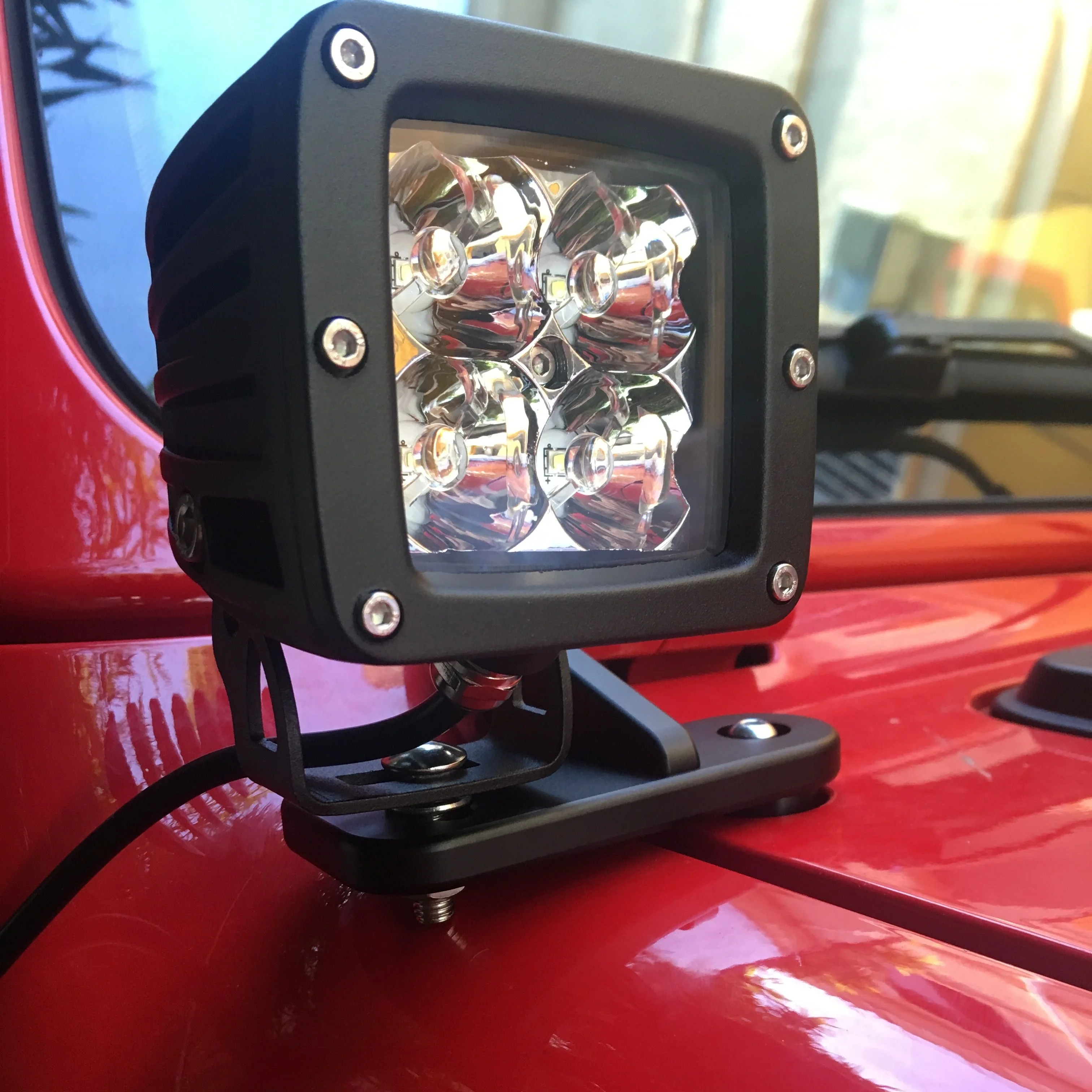 

SXMA JL1109-2 2PCS A-pillar Spotlight Bracket Lamp Holder Led Light Bar Mounting Bracket for jeep Wrangler JL 2018+ JT2021+