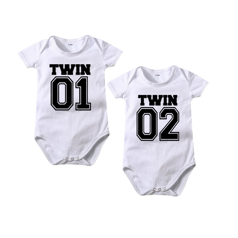 

2Pcs Set Newborn Twins Baby Boys Girls Clothes 01/02 Letter Prints Onesies Cotton Short Sleeve Bodysuit Baby Outfits 0-24 Months