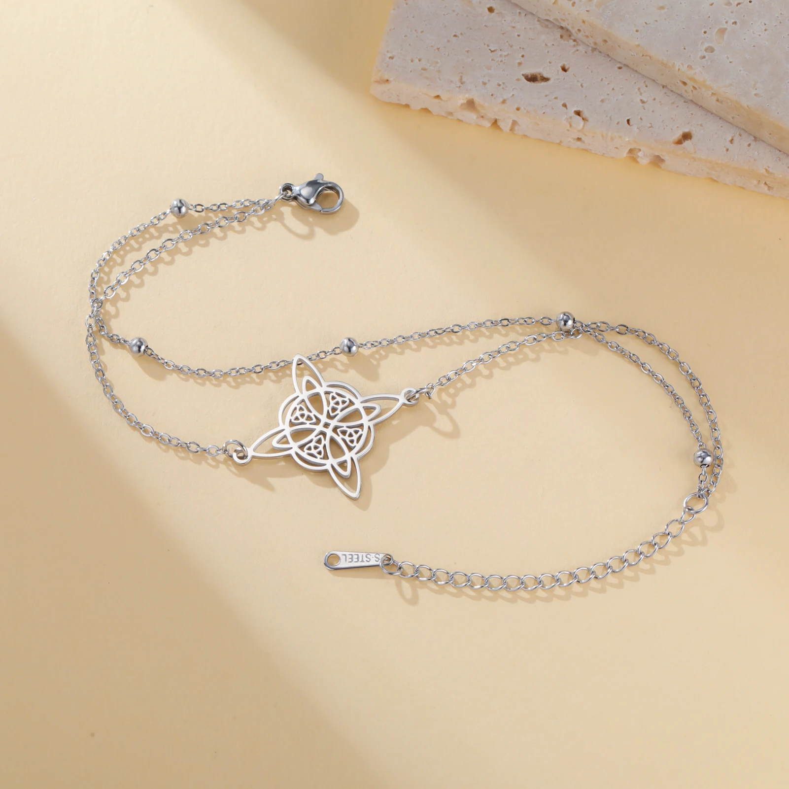 Kkjoy Hexenknoten Keltischer Vierzackiger Stern Fußkettchen Edelstahl Fußschmuck Sommer Strand Amulett Geschenk für Frauen Mädchen – Detail 12