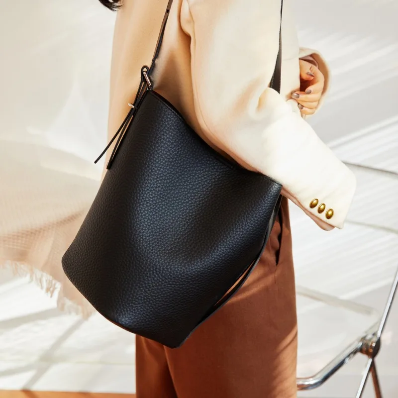 Fashionable Luxury Ladies Tote Bags Leather Classic Designer Paris Casual Simple Vintage Trendy Design Diaper Bag