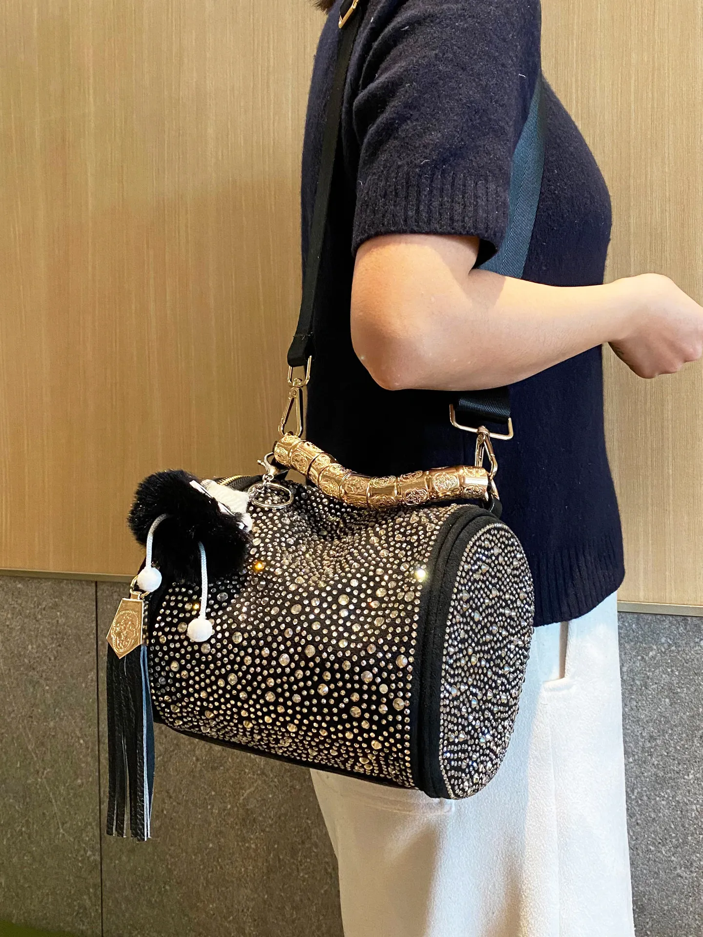 High-end Diamond Hand Bags for Women Handbags Rivet Light Luxury Trendy Small One-shoulder Crossbody Cylinder Ita Bag