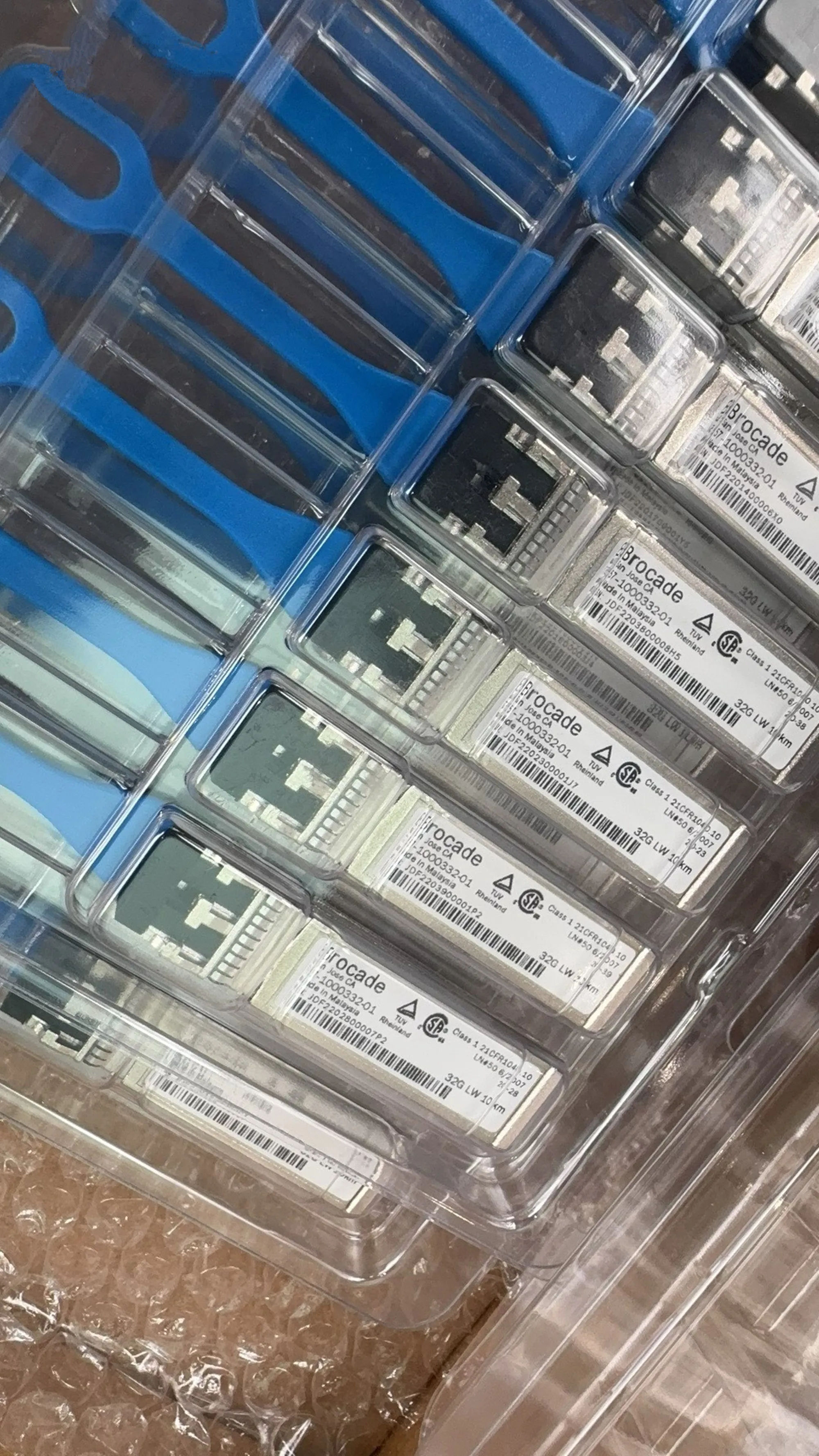 1PCS Brocade SFP 32g Fiber Module 57-1000332-01 10km Lw SFP G620 G630 DS6620 DS6630 Single Module 32gb Fiber Brocade 10km Sfp