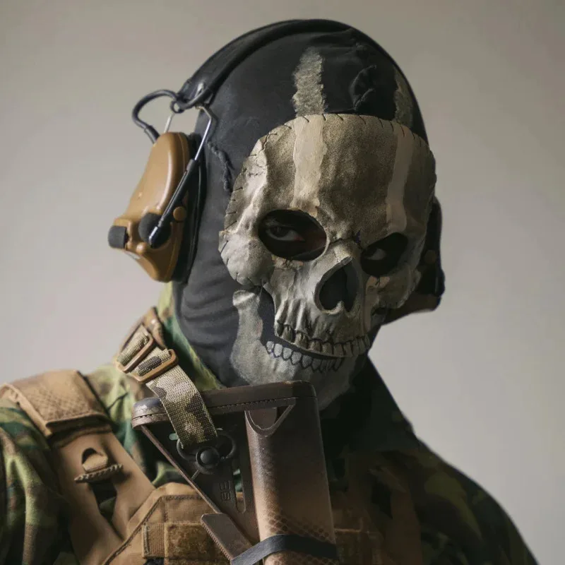 

A Bear House Anime Costume Game Call of Duty MW2 Unisex Horror Skull Cosplay Mask Ghost Latex Headgear Helmp1p2t 2025 New