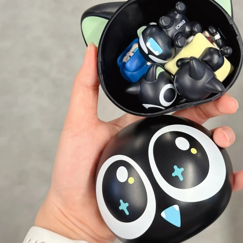 

2025 Selling New Product Genuine Luo Xiaohei Blind Box War 2 Series Surprise Blind Box Cute Grain Doll Ornament Handmade Gifts