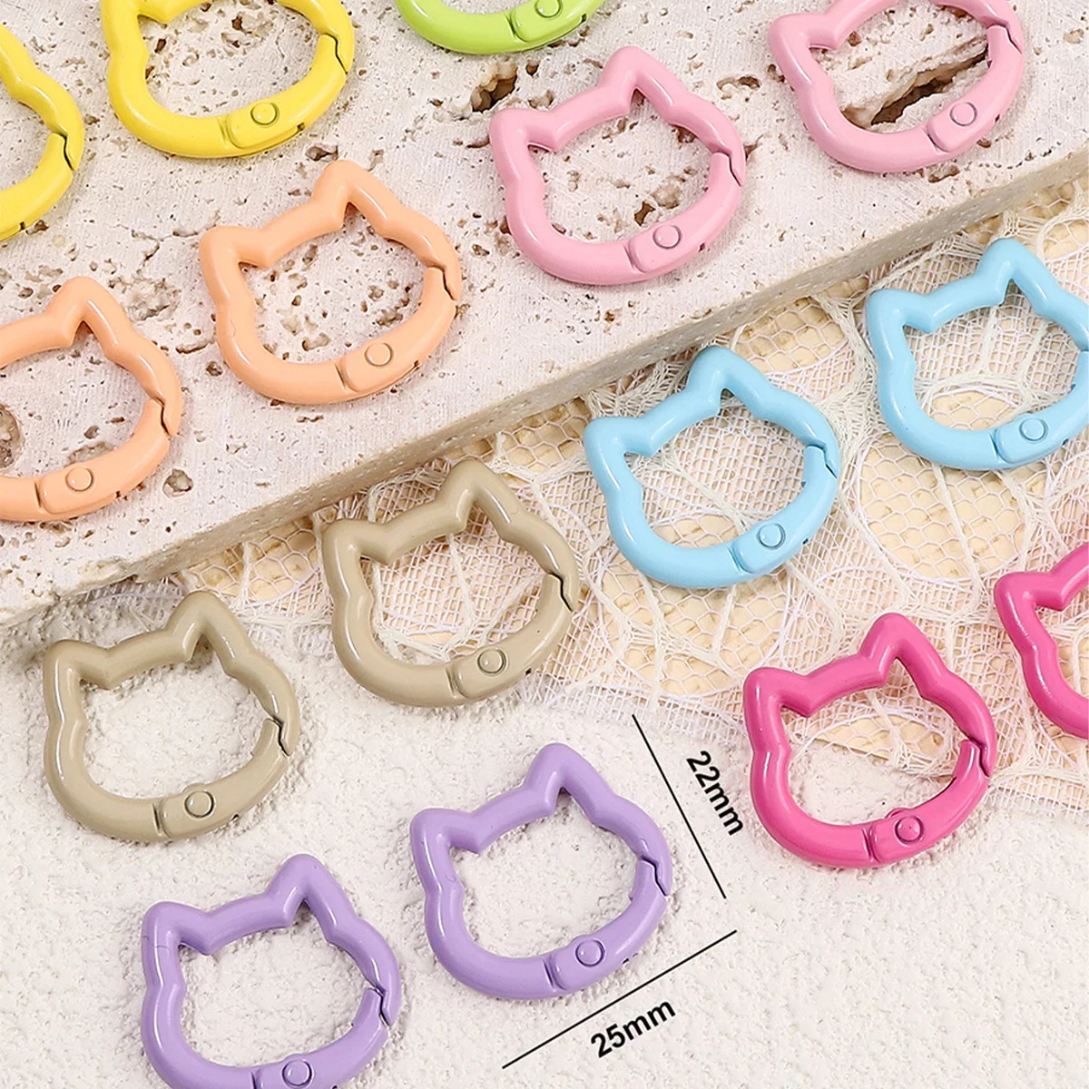 Alloy Spring Buckle Lock Bolt Open Animal Shaped Carabiner Keychain Clip Body DIY Jewelry Buckle Connector