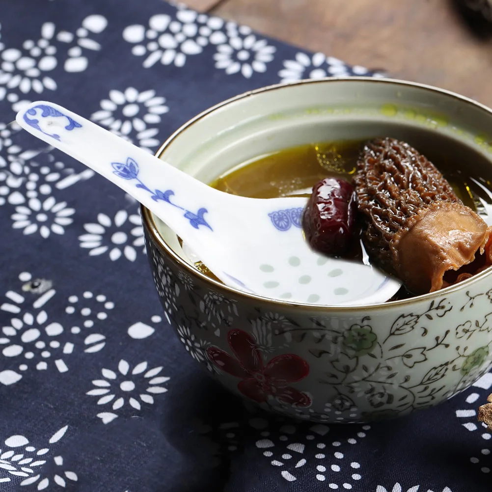 

6Pcs Blue and White Porcelain Ceramic Spoons Stylish Soup Spoons for Home Party Use Heat-Resistant Tableware Ice Cream