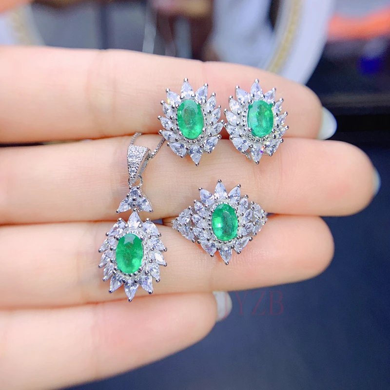 

Natural Emerald Set Women's Vintage 925 Sterling Silver Jewelry Brand Anniversary party gift Boutique jewelry