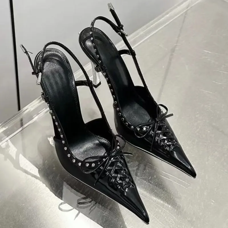 

Сексуальные женские босоножки на высоком каблуке, туфли на каблуке с острым носком и бантом, вечерние женские тапочки, дизайнерские новые летние туфли-лодочки 2025 года, сандалии