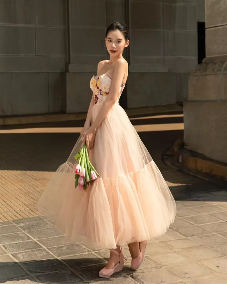 Sweetheart A-line Prom Dress 3D Embroidered Lace Flower Tea Long Graduation Dress Spaghetti Strap Party Evening Dress Customized