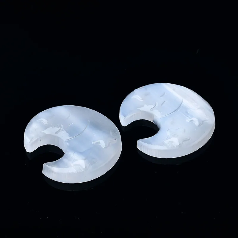 

1PC Natural Selenite Chakra Crescent Moon Healing Crystal Plate Carving Crescent Stone White Gypsum Ornaments Collection Gift