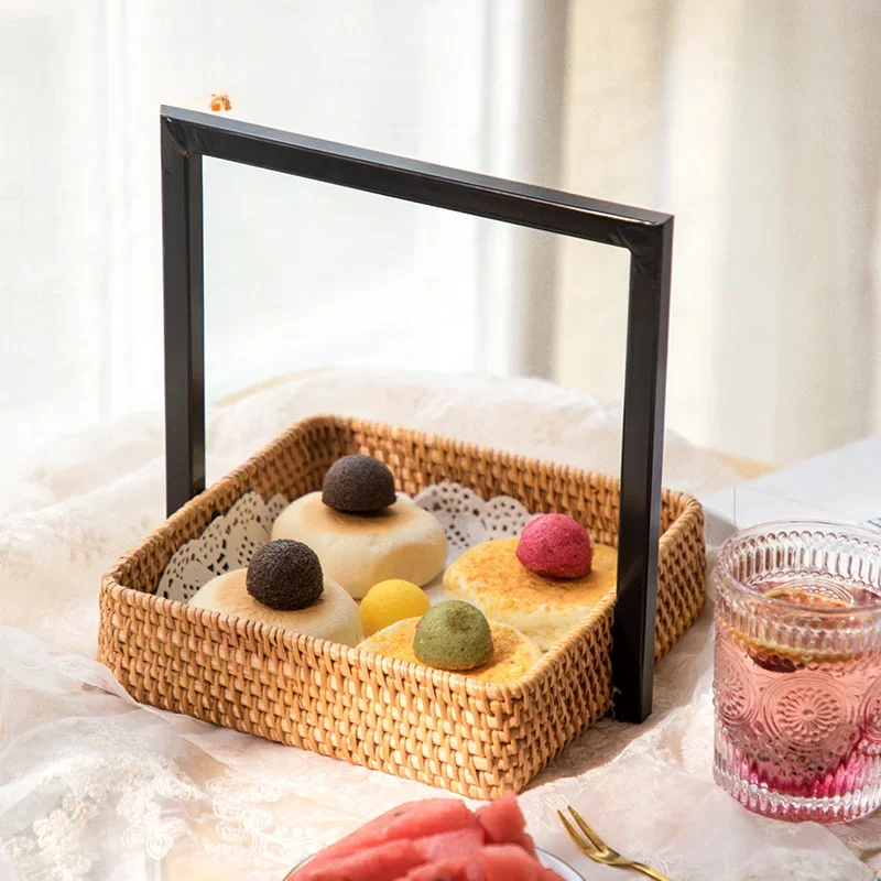 

Vietnam Rattan Iron Cabas Tea and Fruit Plate Bread Fruit Basket New Chinese Desktop