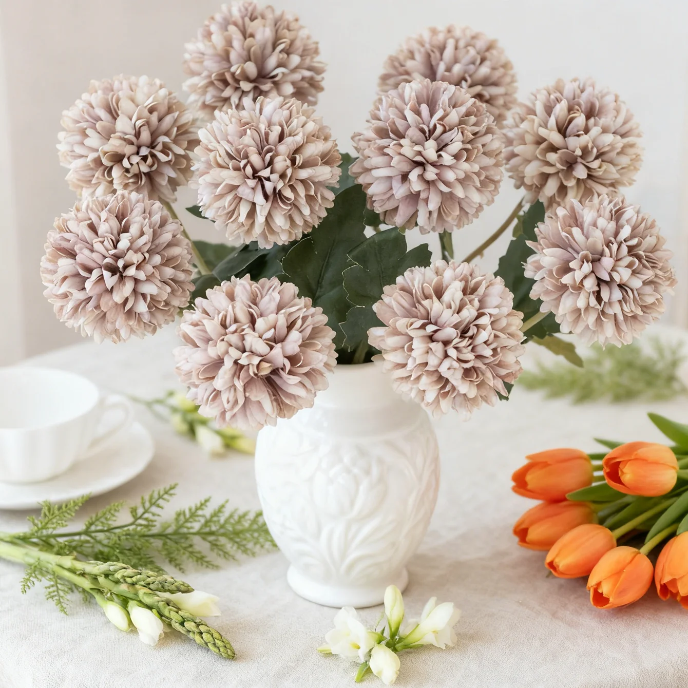 Künstliche Blumen Seidenkugel Chrysantheme Valentinstag Hochzeit Kranz Brautstrauß Home Room Table Decora Requisiten DIY Geschenke Box