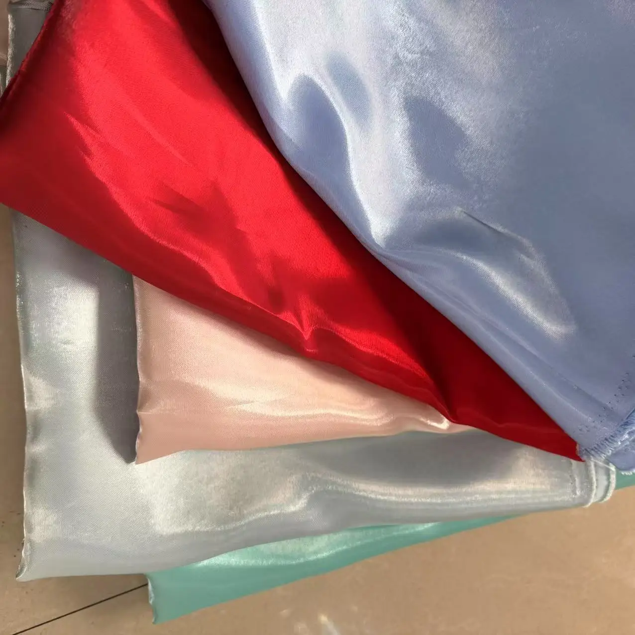 Tela de seda de cristal satinado con brillo líquido, Color brillante, vestido de novia de satén, Material de noche de diseñador de alta costura