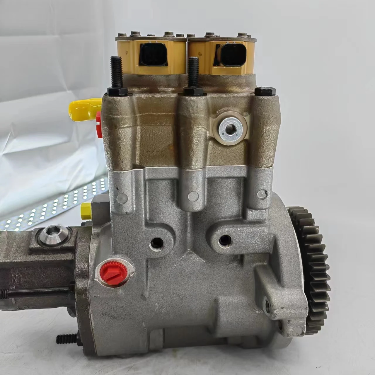 YUE CAI 5117975 Diesel Fuel Injection Pump Fit 336E C9.3 Excavator Engine Components 1 Year Warranty