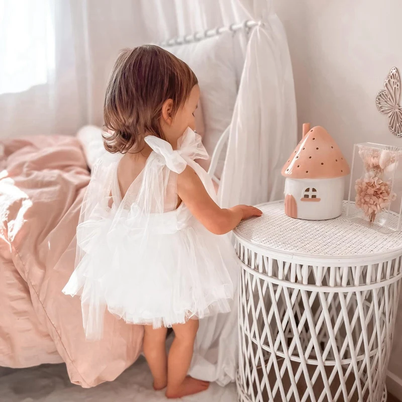 

Baby Girl Dress Solid Mesh Bow Sleeveless Princess Dress Fancy Fashion Design Dress Infant Toddler Birthday Photography Costumes