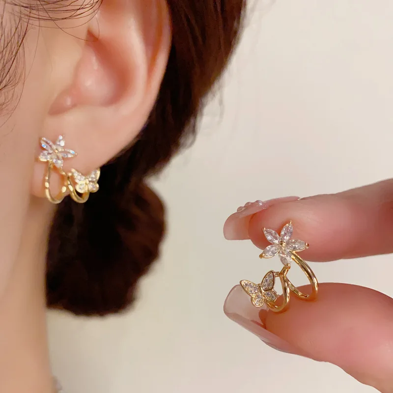 

Niche Fashion Zircon Flower Surround Butterfly Stud Earrings s925 Silver Needle Exquisite Versatile Luxury Appointment Jewelry