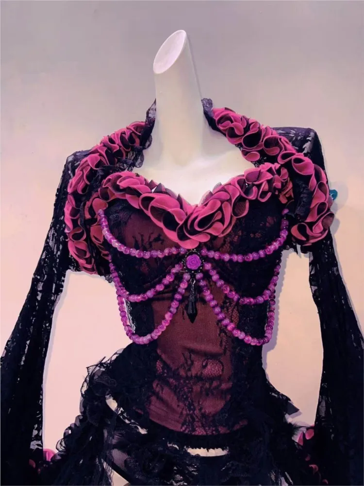 Rose with dark style black and red jacquard vest dress