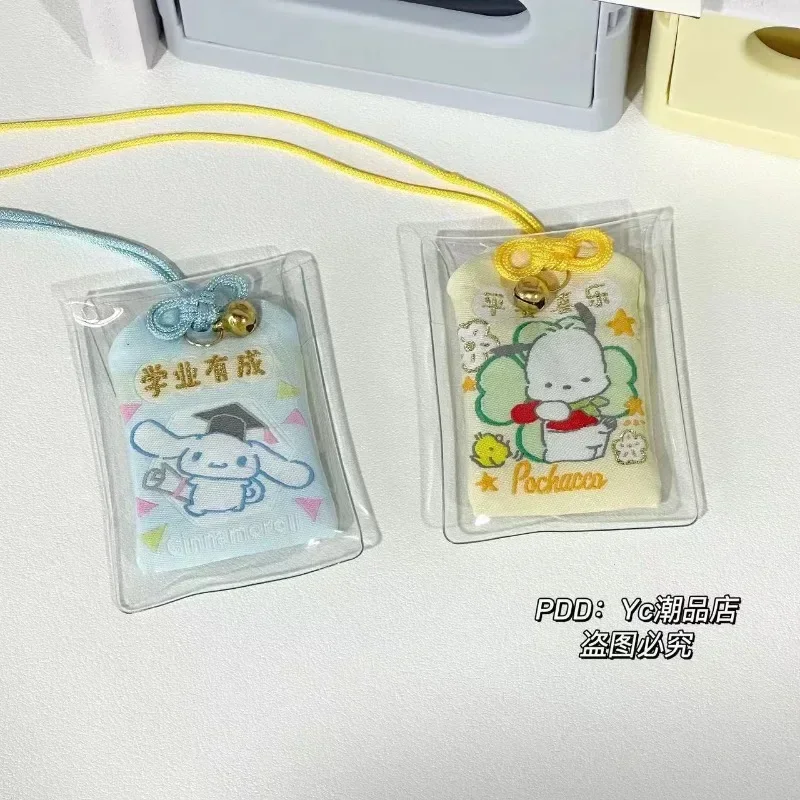 مرحبا كيتي كورومي المفاتيح Omamori الصلاة ثروة الجمال الصحة الآمنة الثروة حقيبة الحرس تعويذة قلادة المفاتيح زوجين الفتيات هدية