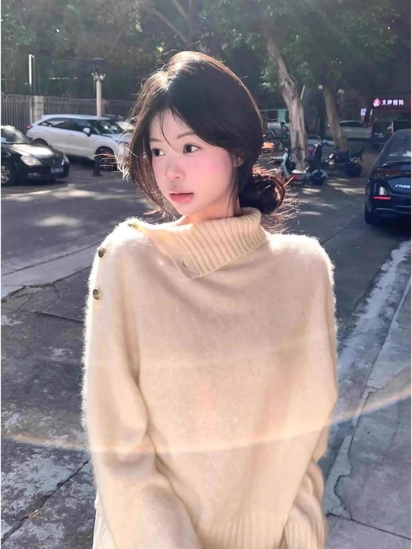 

Cozy High Neck Sweater Women's Loose Fit Overhead Style Soft Warm White Top for Autumn Winter Fashion Commute Style Knitwear