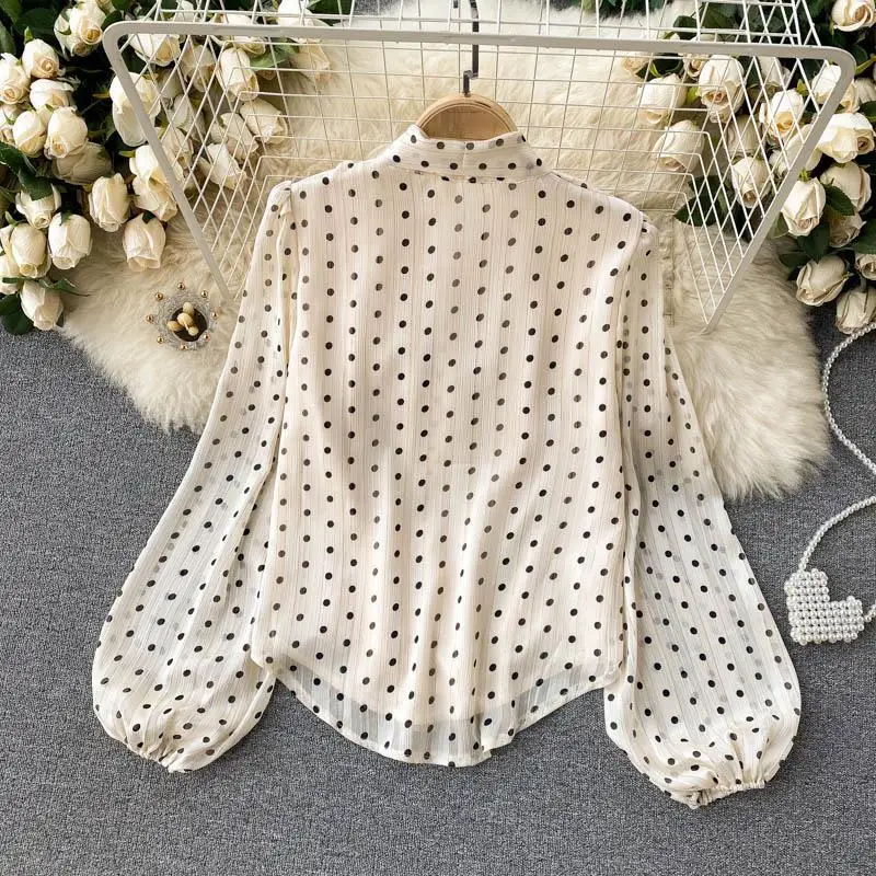 Women's Spring and Autumn New Vintage Fashion Women's V-neck Bow Tie Bubble Sleeve Wave Dot Mesh Chiffon Shirt Shirt Tops