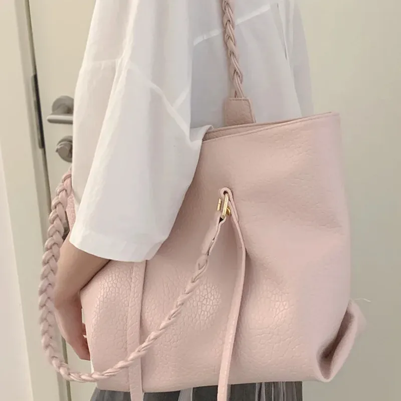 Women's Handbag, Single Shoulder Bag Large Capacity New Casual Simple Solid Color Versatile Woven Single Shoulder Commuting Bag