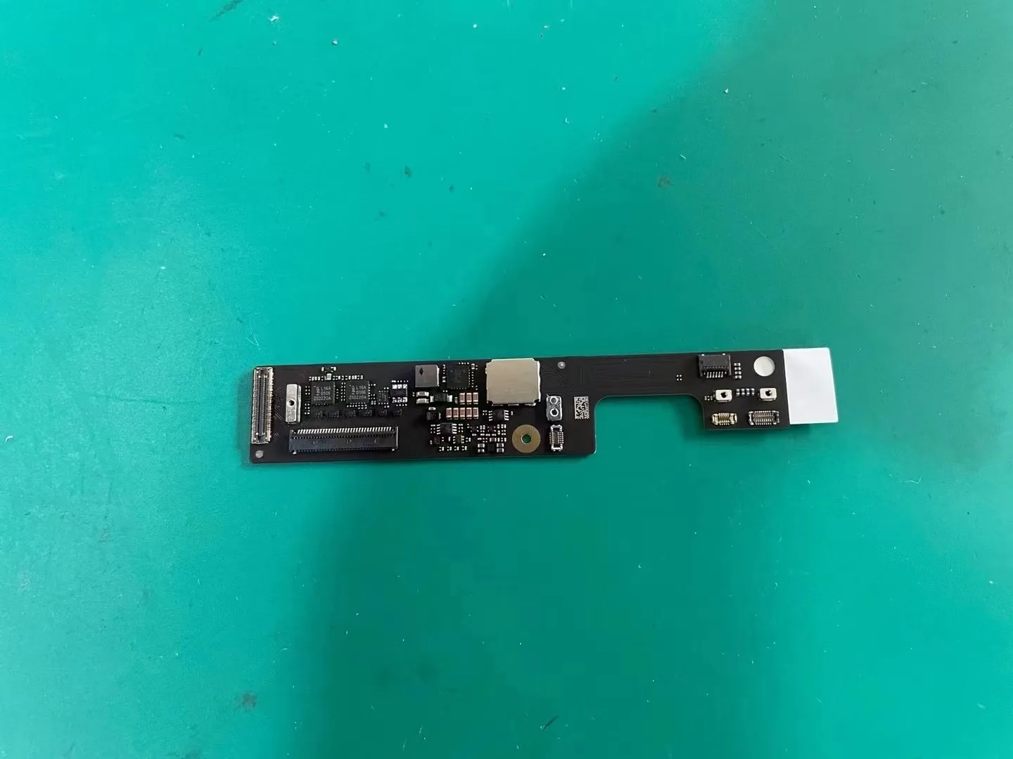 Nowa pełna funkcja 820-02862-03/A dla MacBook Air Retina 13 "M2 A2681 przycisk zasilania klawiatury do płyty głównej