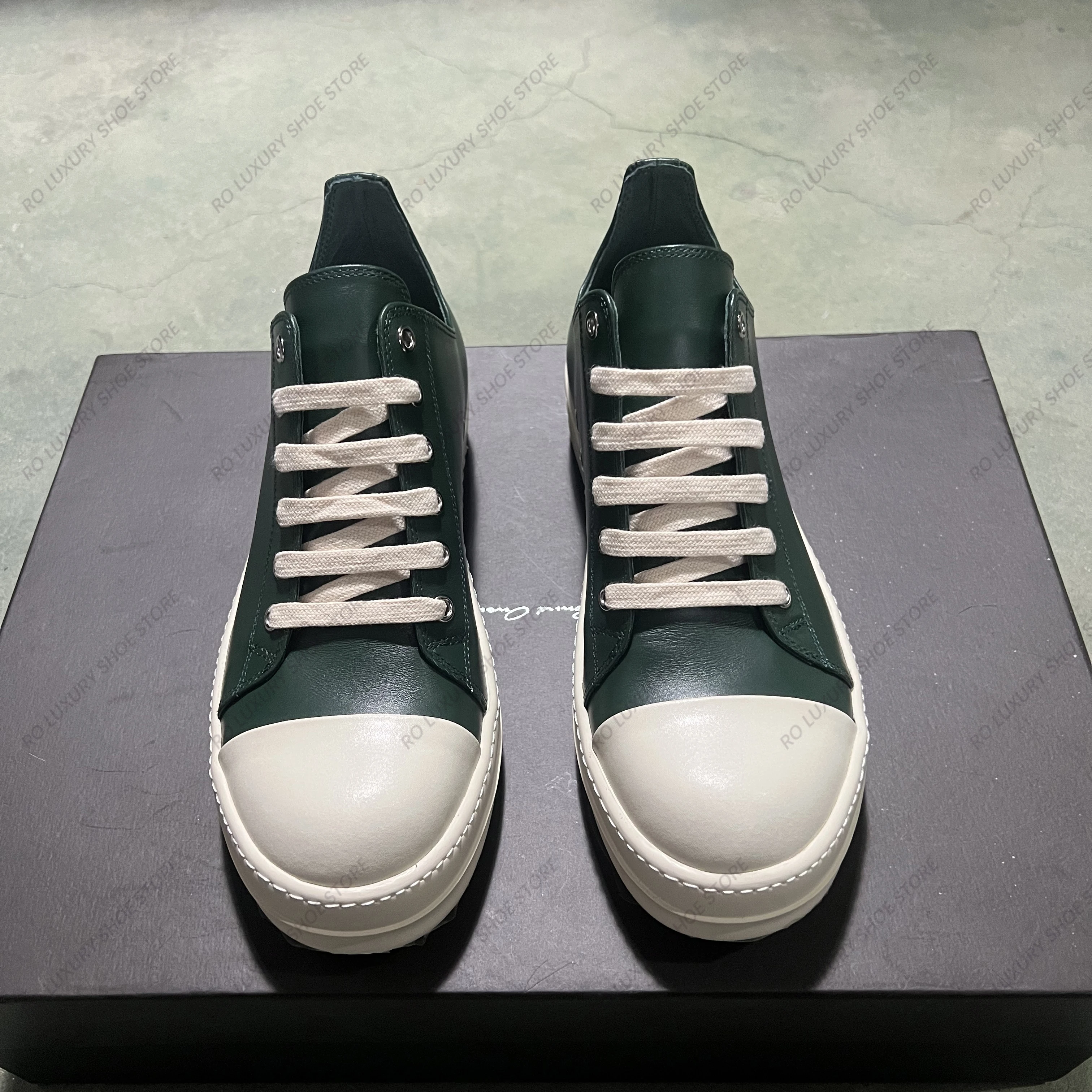 

Brand Designer Women Sneaker Low Top Roman Men Shoe Casual Top Punk Green Luxury Designer Leather Thick-sole Flat Trainer