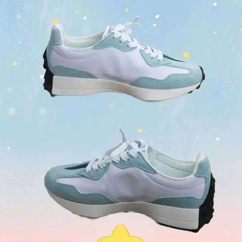 

College style breathable running shoes with retro design, lightweight, breathable and height increasing casual running shoes
