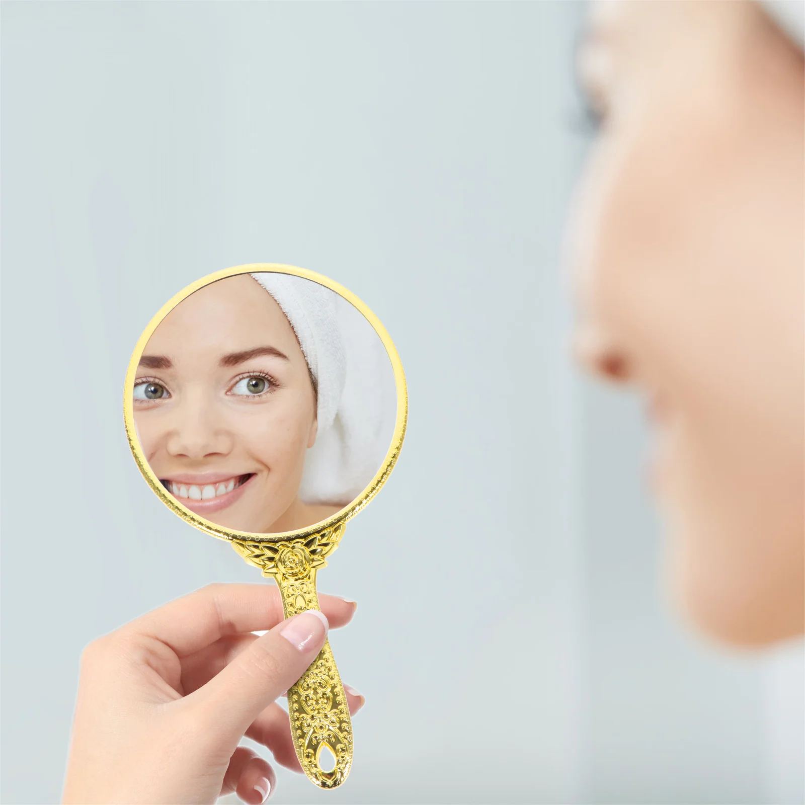 مرآة يد محمولة، مرآة تجميل محمولة باليد للنساء، اختيار هدية عملي، سطح عالي الوضوح، سهل الحمل #4