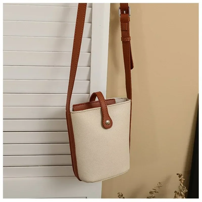 

Trendy Business Casual Satchel For Ladies As A Crossbody And Shoulder Bag With Solid Color And Large Capacity As A Diaper Bag