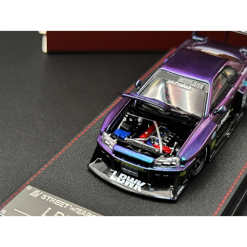 Street Weapon 1:64 LBWK Skyline GTR ER34 Super Silhouette Chameleon Opened Hood Diecast Diorama Car Model Collection