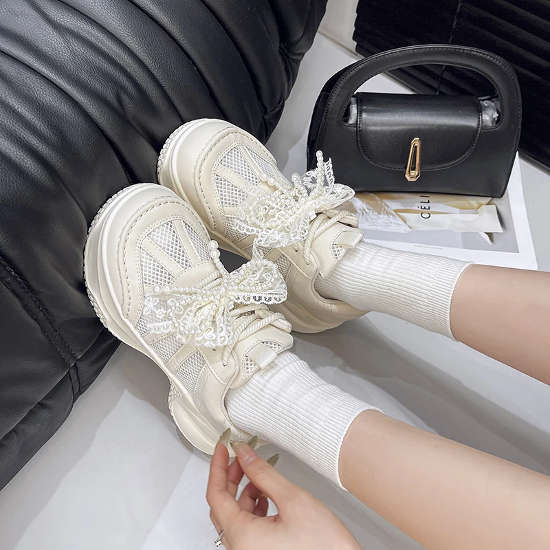 

Новинка 2025, женские кроссовки на платформе, осенняя спортивная обувь на шнуровке, повседневная обувь на массивном каблуке с высоким берцем, женские туфли с сеткой на толстой подошве