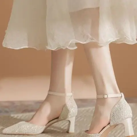 Zapatos de boda de tacón alto para Mujer, calzado de novia con correa en el tobillo, puntiagudos de cristal, Verano