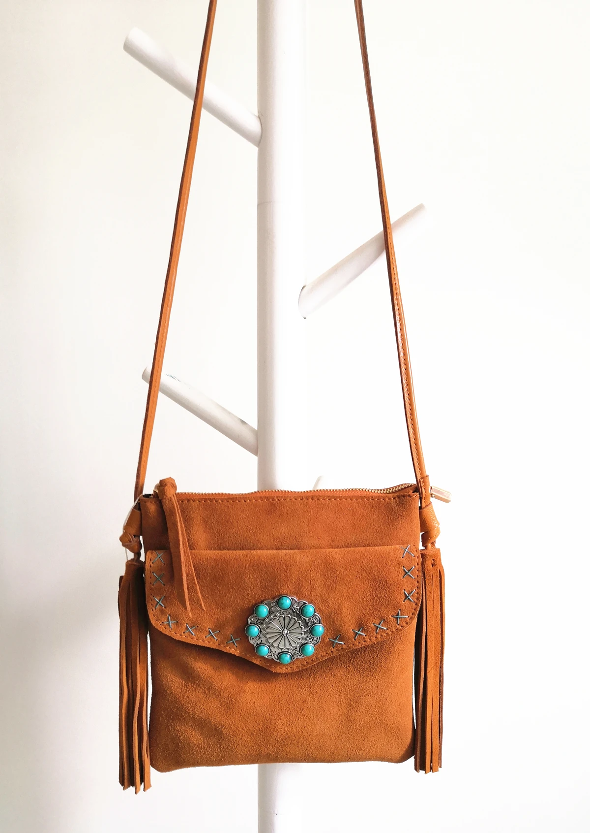 Imagem -03 - Bolsa Feminina de Couro Legítimo Boêmio Bolsa de Mão com Aba Estilo Boêmio Boho Chique Tanga Vestido de Alça para Celular