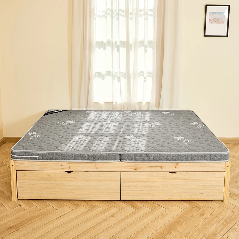 Colchón tatami plegable, suelo mate.