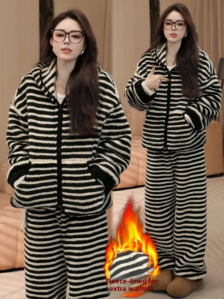 

Женский зимний повседневный комплект из двух предметов: пальто и брюки, полосатые брюки с широкими штанинами, куртка с капюшоном, комплект в стиле кэжуал.